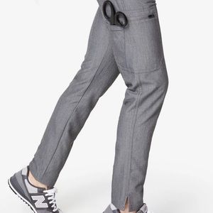 Figs Yola Small Tall Scrub Pants
